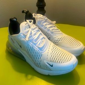 Nike Air Max 270 - Mens 10.5